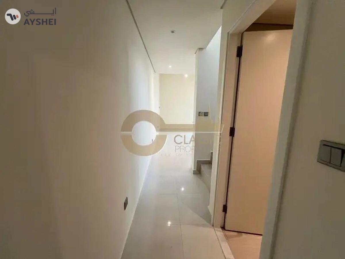 L shape Garden | Corner Unit for sale | R2EM-6-6