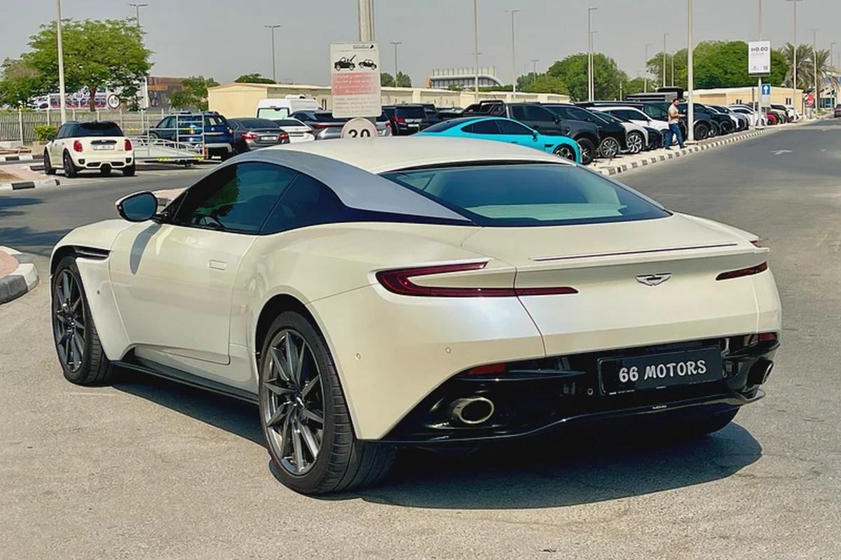 Aston Martin DB11 / 2017 Model / Gcc Spec’s / Less Km Driven-3-3