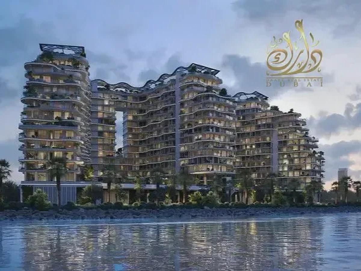 Sea and casino view-private beach-near WYNN casino-Pay only 20% and make flipping-4-4