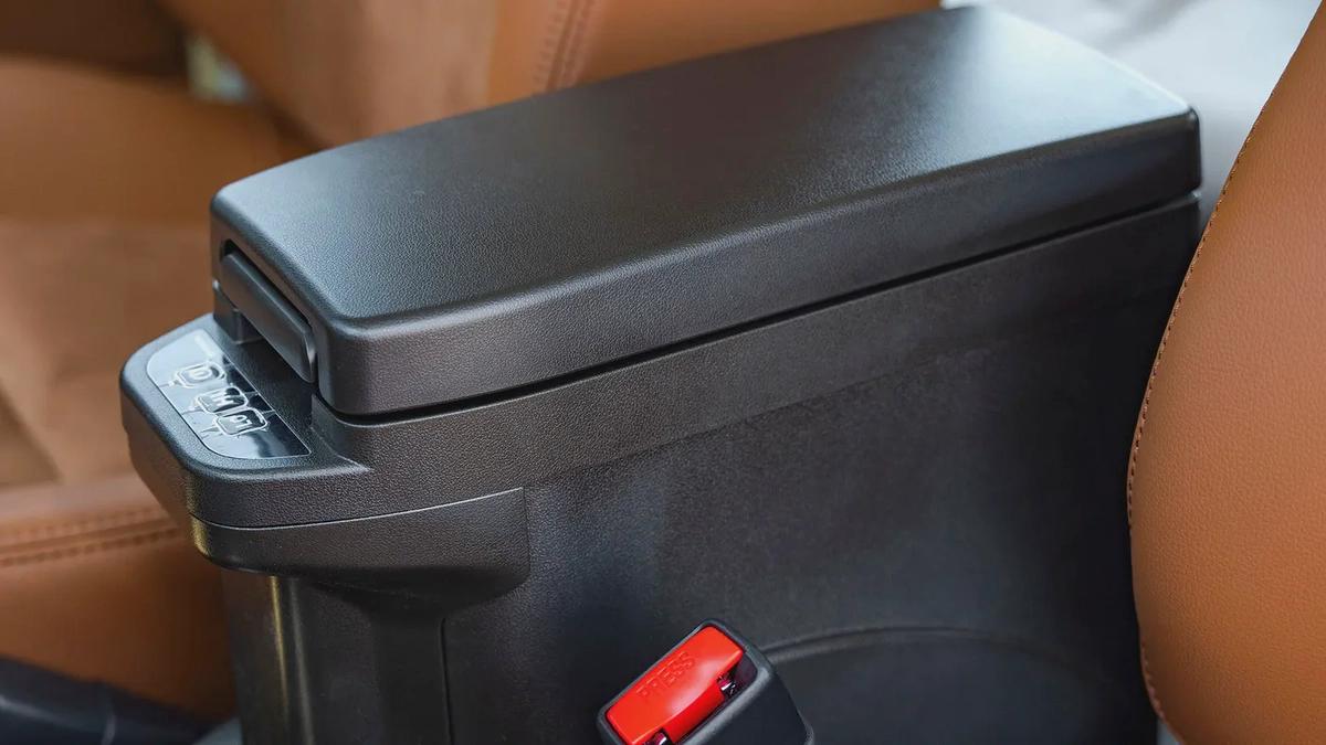 2025 Toyota Land Cruiser LC71 2.8L AT Diesel-14-14