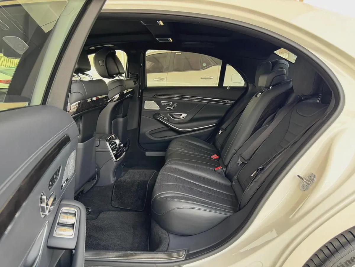 Mercedes-Benz S560 V8 Low Kilometer Auction Grade 4.5/B-14-14