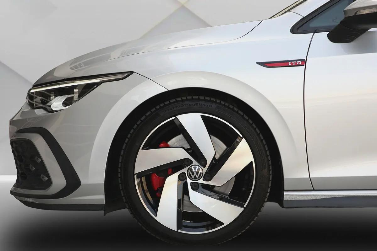 VOLKSWAGEN GOLF GTI - 2022 - GCC - FULLY LOADED - AMAZING CONDITION-6-6