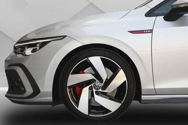 VOLKSWAGEN GOLF GTI - 2022 - GCC - FULLY LOADED - AMAZING CONDITION