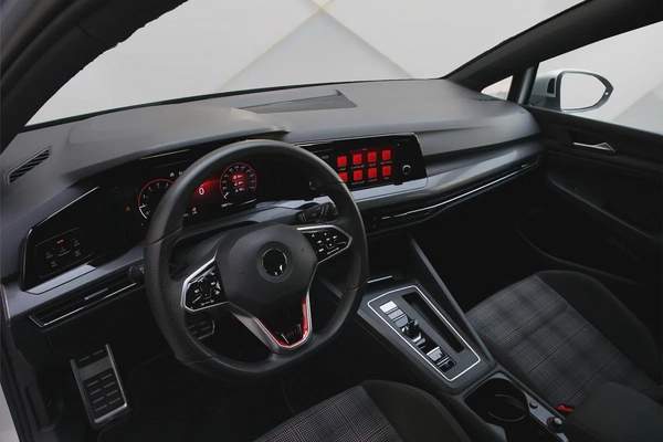 VOLKSWAGEN GOLF GTI - 2022 - GCC - FULLY LOADED - AMAZING CONDITION