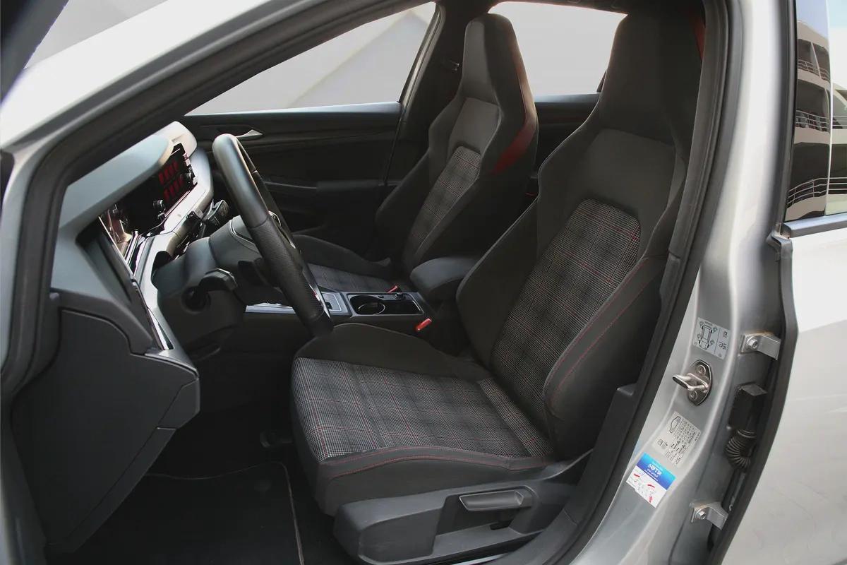 VOLKSWAGEN GOLF GTI - 2022 - GCC - FULLY LOADED - AMAZING CONDITION-8-8