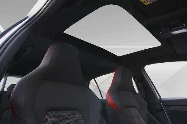 VOLKSWAGEN GOLF GTI - 2022 - GCC - FULLY LOADED - AMAZING CONDITION