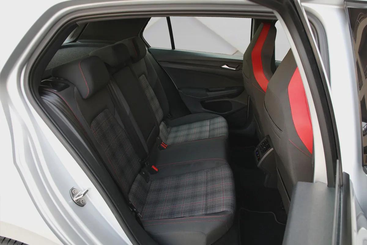 VOLKSWAGEN GOLF GTI - 2022 - GCC - FULLY LOADED - AMAZING CONDITION-16-16