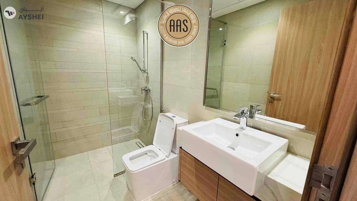 Spacious 3Bhk || Burj khalifa View || Chiller Free-3-3