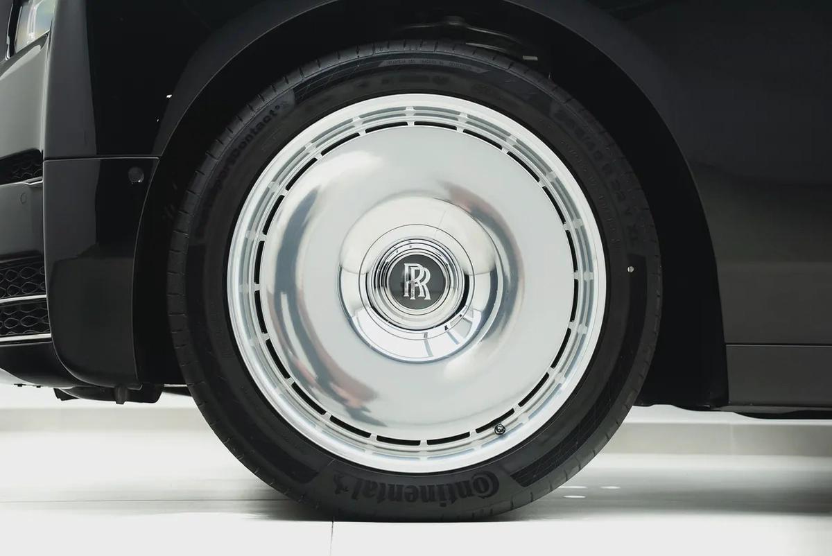 2025 ROLLS ROYCE PHANTOM | HIGH SPECS | VIP REAR SEATS-5-5