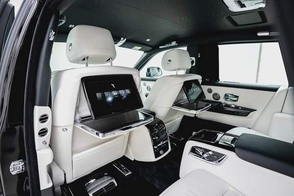 2025 ROLLS ROYCE PHANTOM | HIGH SPECS | VIP REAR SEATS
