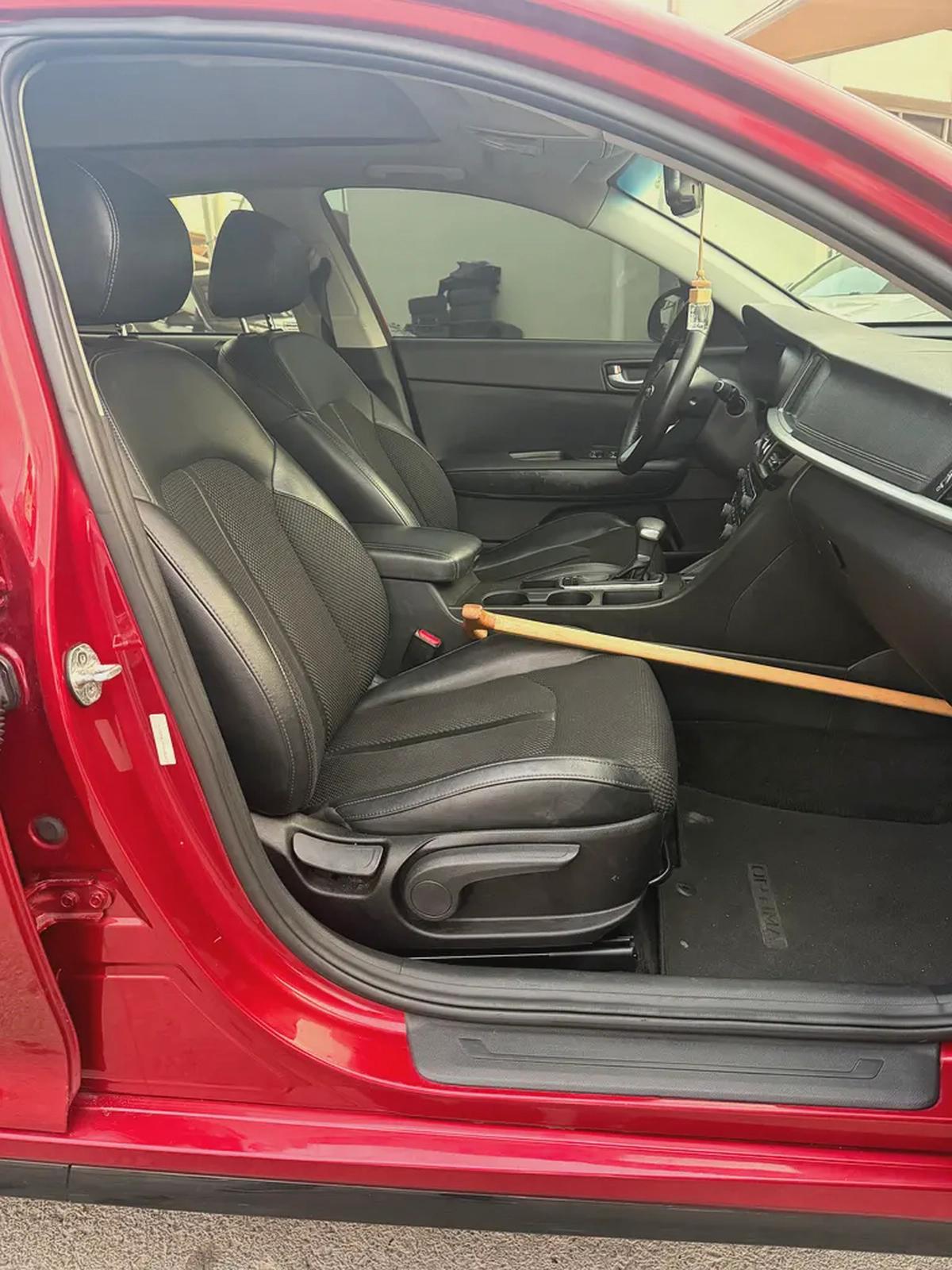 Kia optima usa spec top option excellent condition-10-10