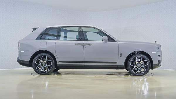 Special Offer | AED 18,393 PM | Warranty Until August 2026 | GCC | Cullinan - Black Badge