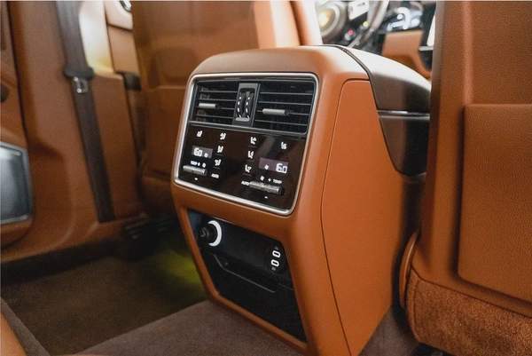 8,924 AED / month | 0% DP | 2020 Porsche Cayenne Turbo S-E Hybrid