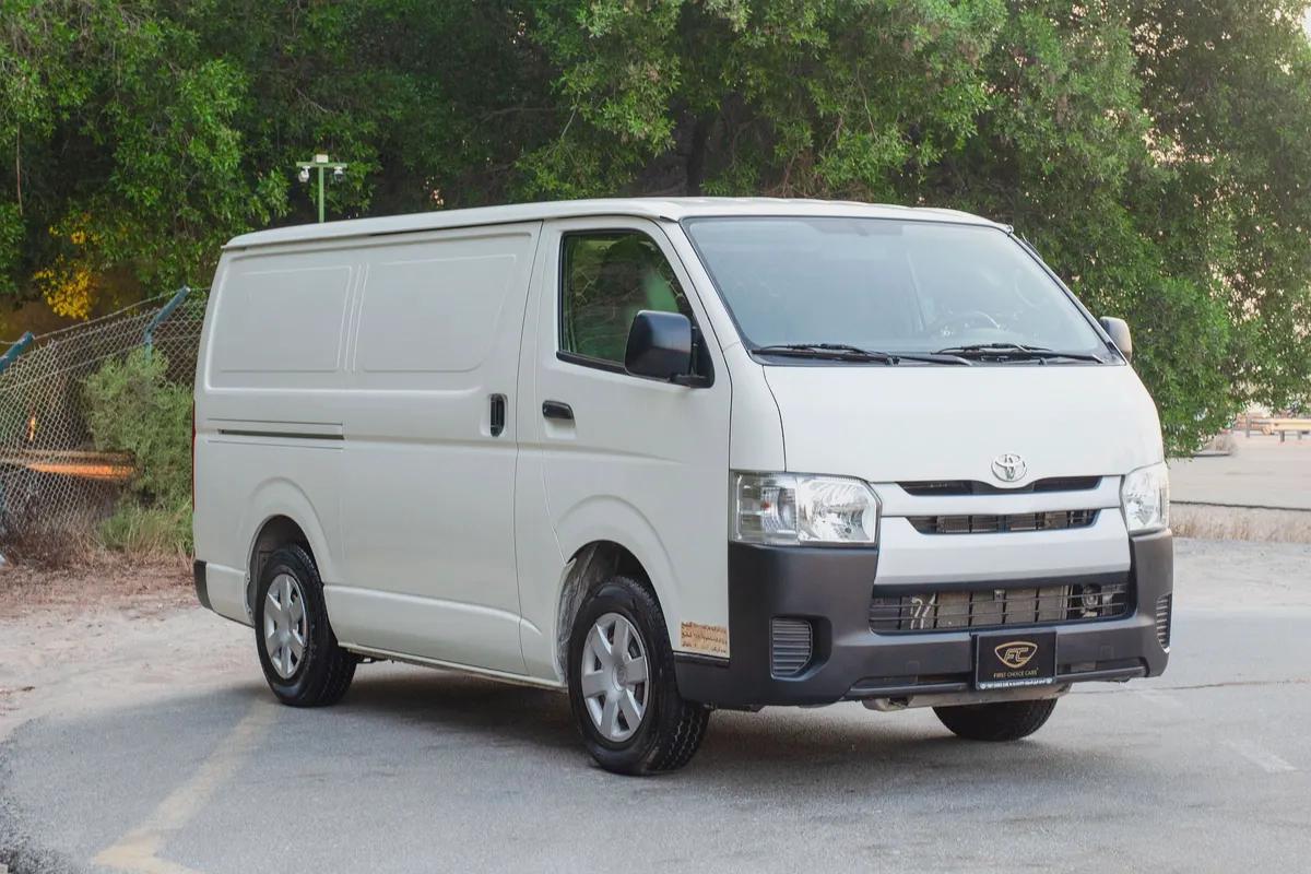 Toyota Hiace Standard Roof | Delivery Van | GCC Specs | Ref#T24064-1-1