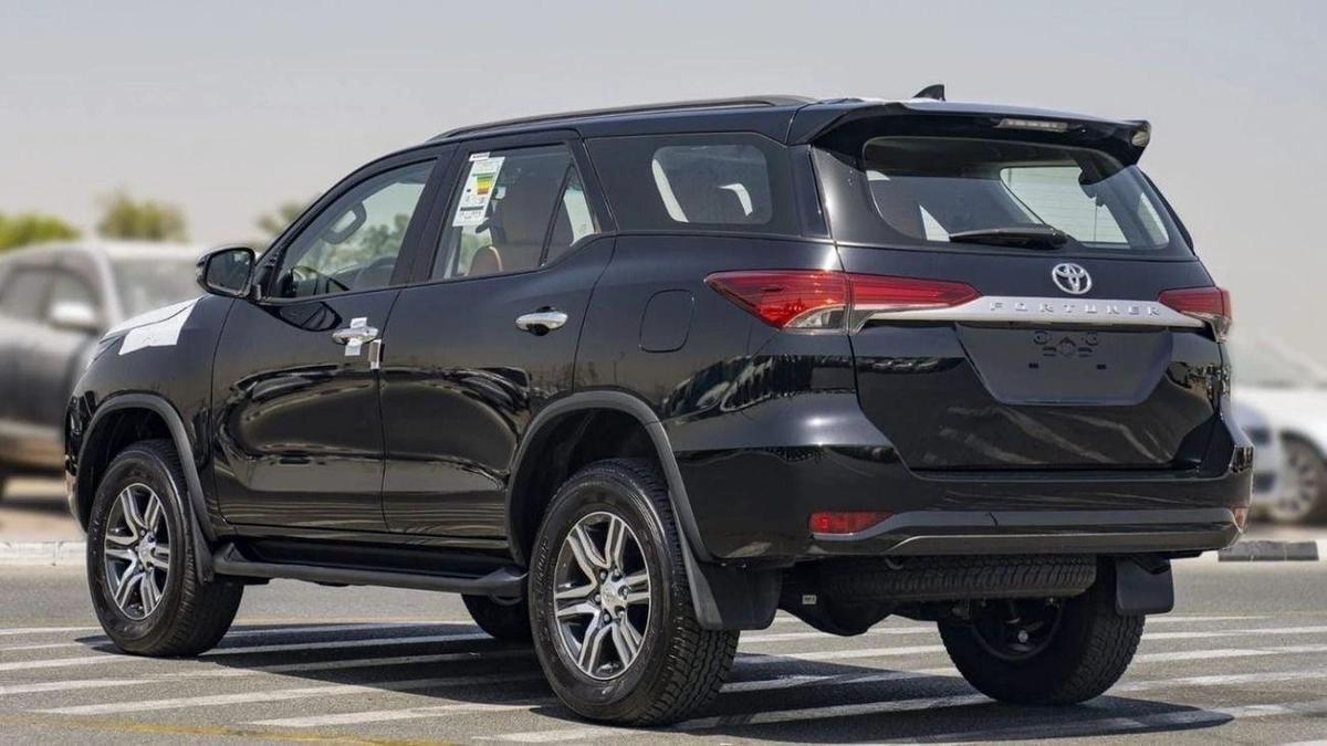 Toyota Fortuner FORTUNER 2.7L V4 4WD 7SET-5-5