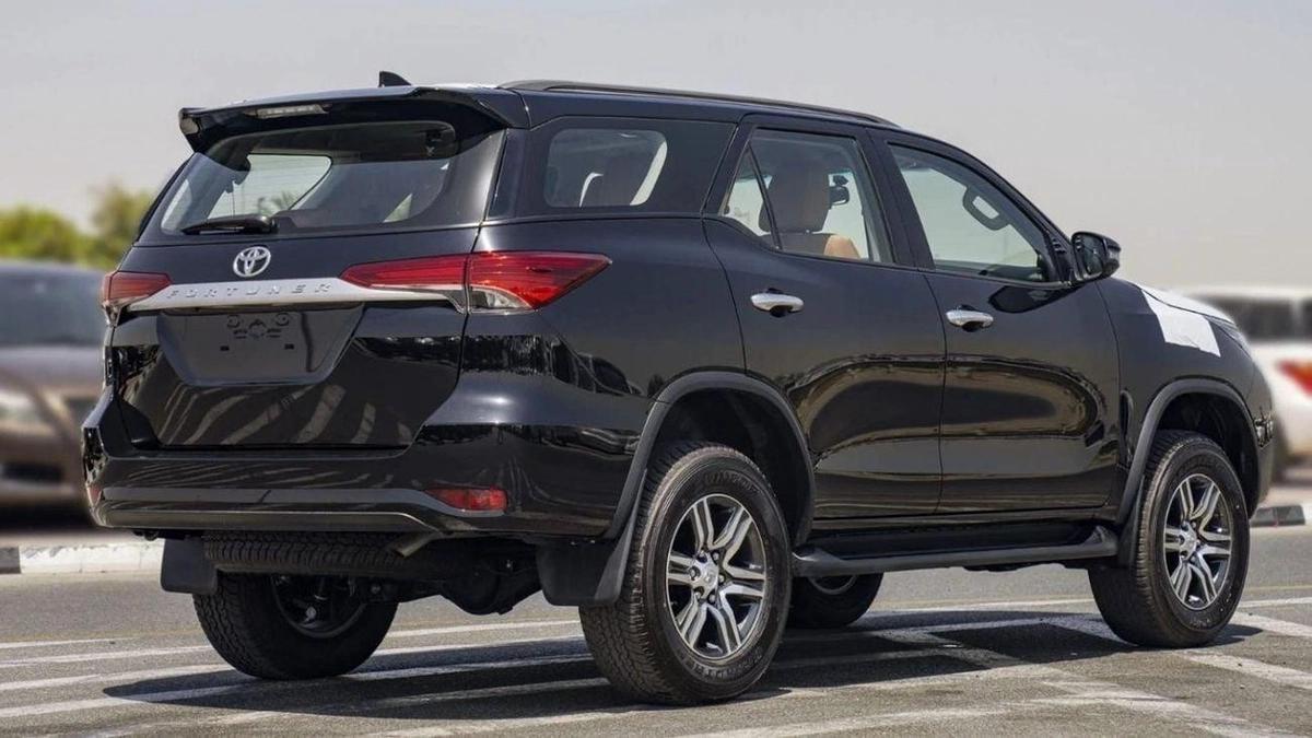 Toyota Fortuner FORTUNER 2.7L V4 4WD 7SET-6-6