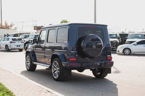 2025 - MERCEDES BENZ G63 - SUPER CLEAN - LIKE NEW - ONLY 6,000 KM