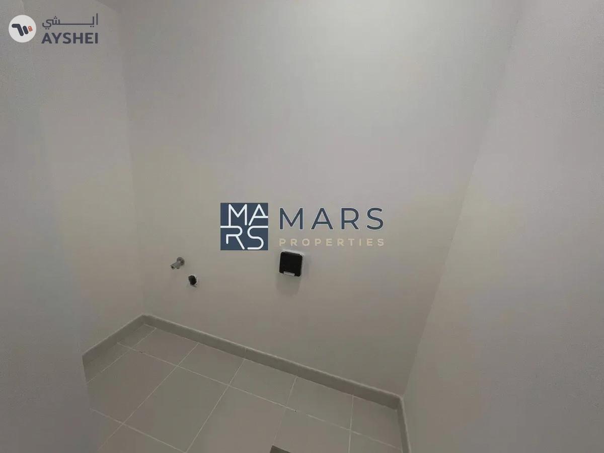 🏡 Spacious 3-Bedroom Townhouse for Rent in Nasma Residence, Al Tai, Sharjah-15-15