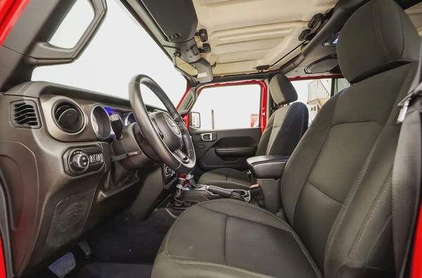 AED 1394 PM |JEEP WRANGLER UNLIMITED 2018 | PRISTINE CONDITION | 1 YEAR WARRANTY | GCC