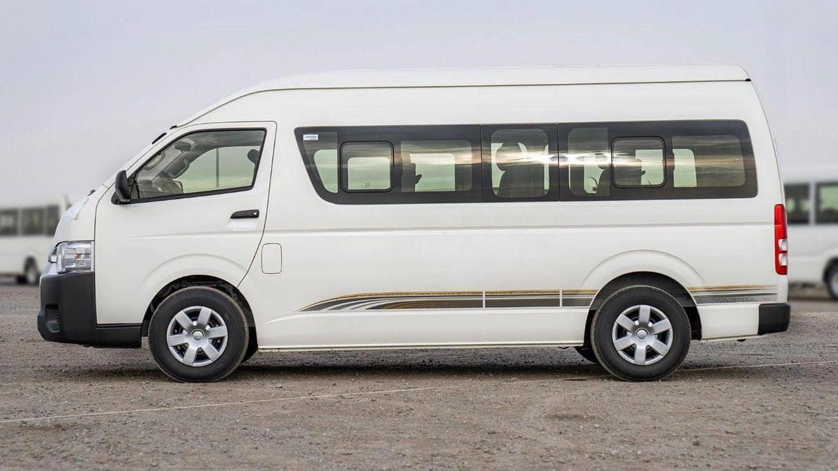 Toyota Hiace TOYOTA HIACE HR 2.7P MT 16 SEATER - WHITE-4-4