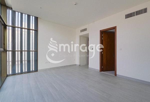 Single Row | 3BR TH Square | Prime Location