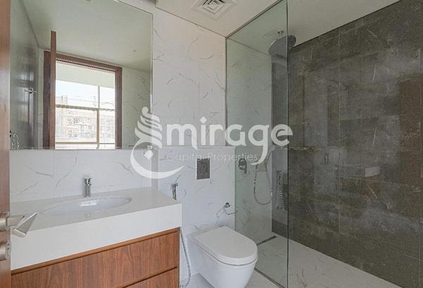 Single Row | 3BR TH Square | Prime Location