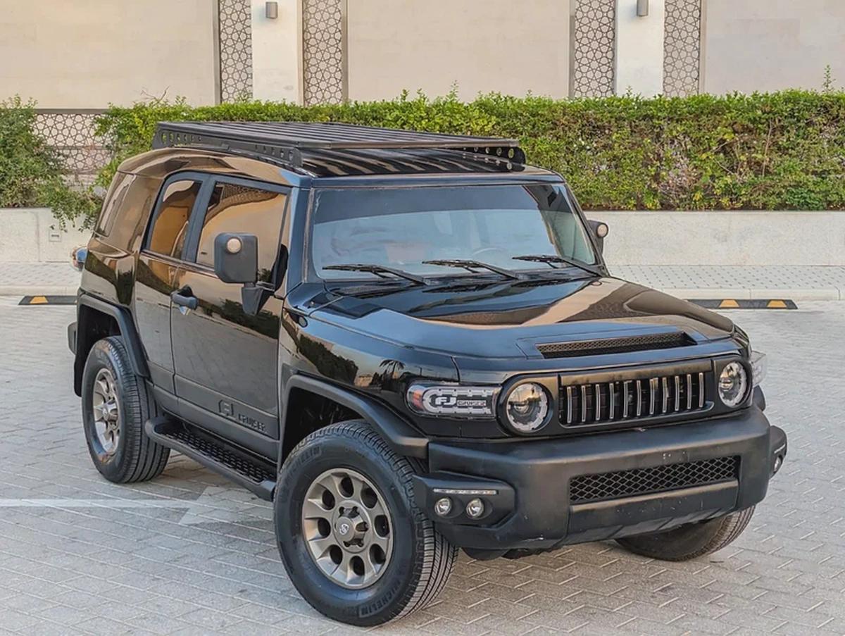 TOYOTA FJ CRUISER 2011 GCC IN EXCELLENT CONDITION-0-0