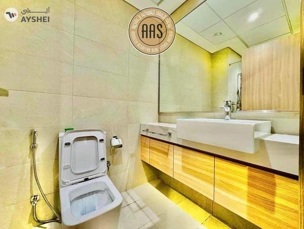 Pool view •• big balcony •• kitchen appliances •• chiller free