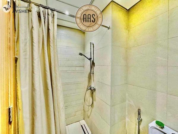 Pool view •• big balcony •• kitchen appliances •• chiller free