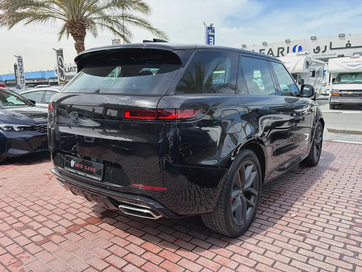 2025 Land Rover Range Rover Sport HSE Dynamic - GCC Specs - Brand New-3-3