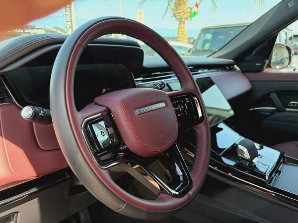 2025 Land Rover Range Rover Sport HSE Dynamic - GCC Specs - Brand New