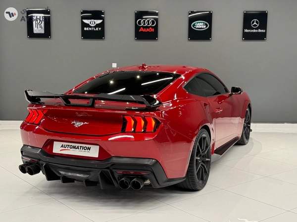Ford Mustang 2024