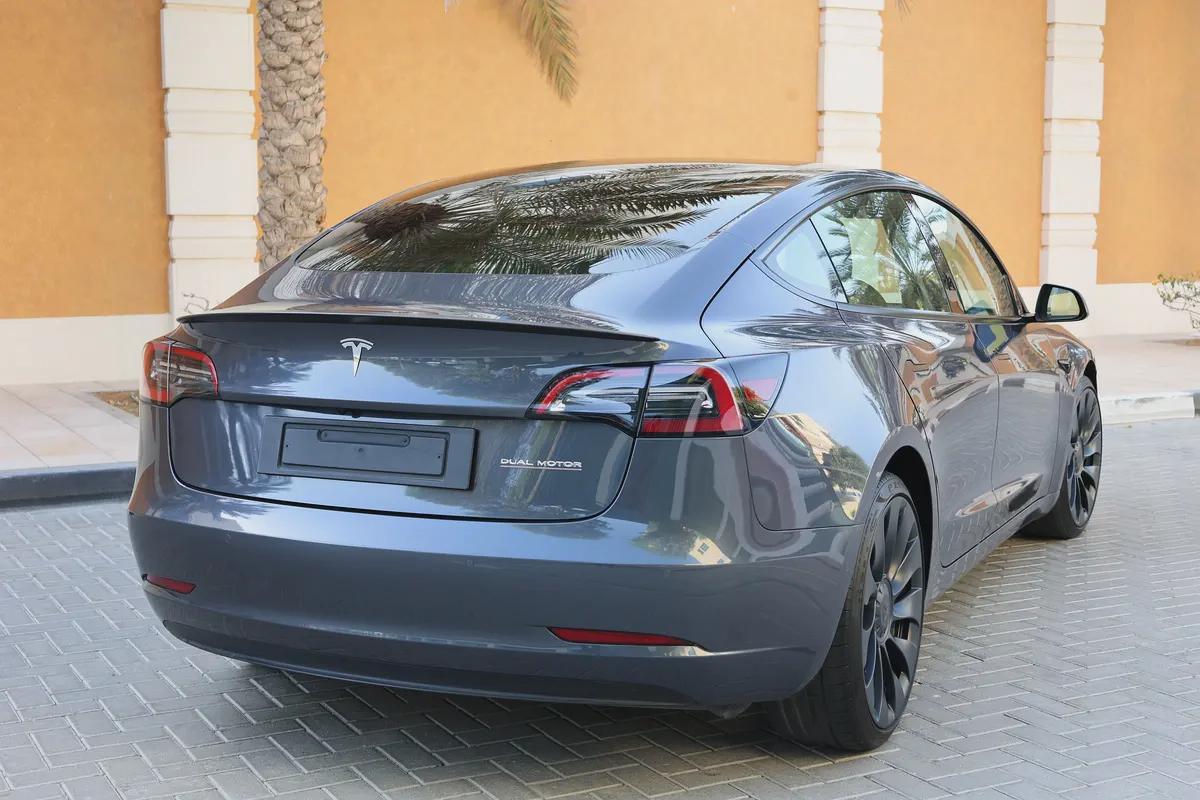TESLA MODEL 3 PERFORMANCE - GCC SPECS - UNDER WARRANTY - FULL SERVICE HISTORY - ACCIDENT FREE --3-3