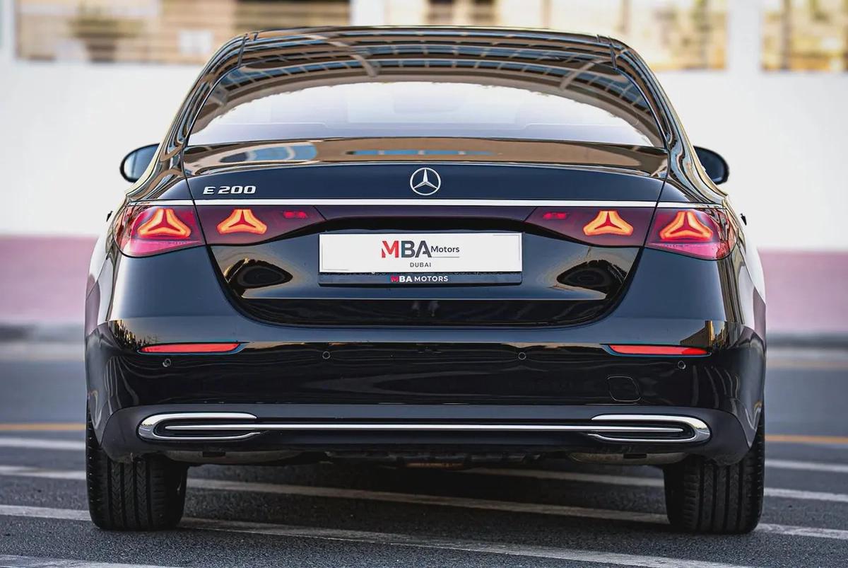 2025 | Mercedes E200 Black | Low Mileage | Brand new | Clean title | Warranty |-4-4