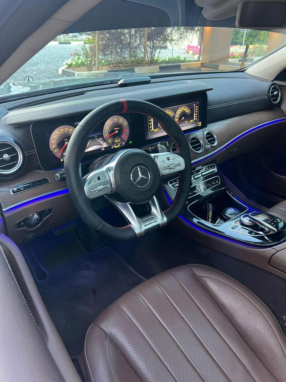Mercedes-Benz E300 MERCEDES AMG E300 KIT 63 2019-3-3