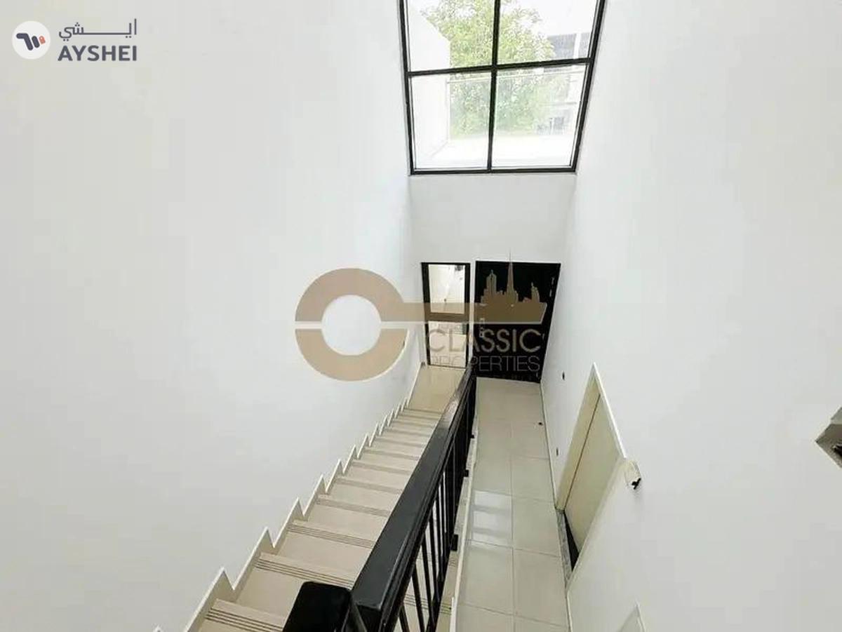 Spacious Townhouse| 3 Bed + Maids |Exclusive Deal-7-7