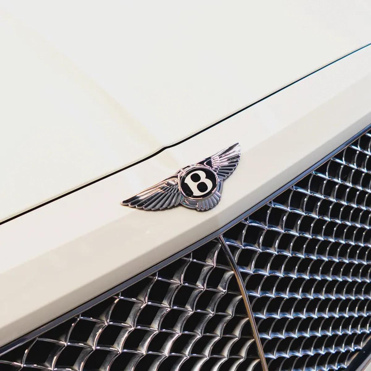 AED 6,508 p.m • 0% Downpayment • Bentley Bentayga • 1 Year Warranty-6-6