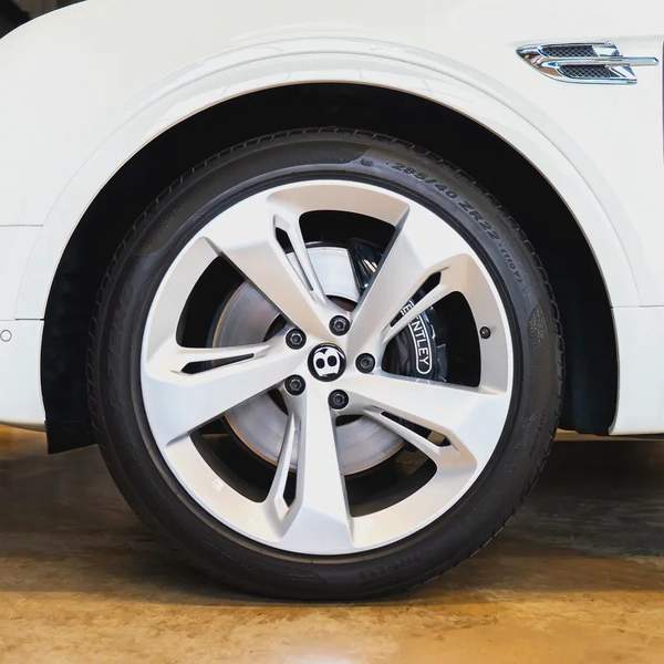 AED 6,508 p.m • 0% Downpayment • Bentley Bentayga • 1 Year Warranty