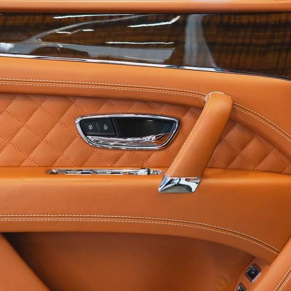 AED 6,508 p.m • 0% Downpayment • Bentley Bentayga • 1 Year Warranty