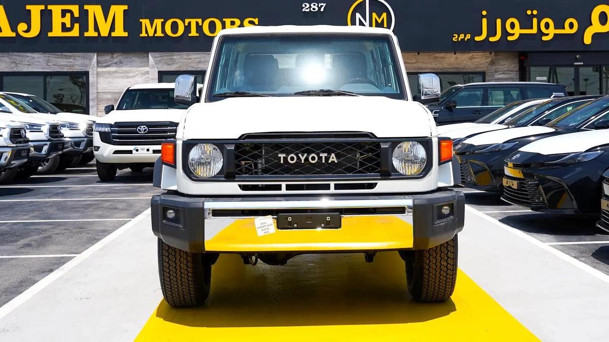 2026 Toyota Land Cruiser 70 Series LC 76 LX - GCC Specs - Brand New!-0-0