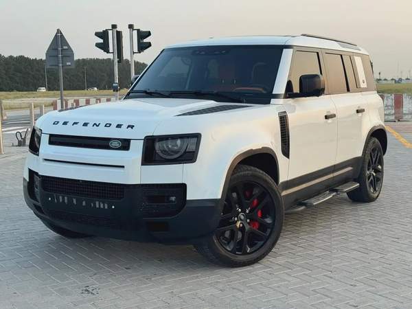 2020 Land Rover Defender 110 HSE (P400) | GCC Specs | Pristine Condition