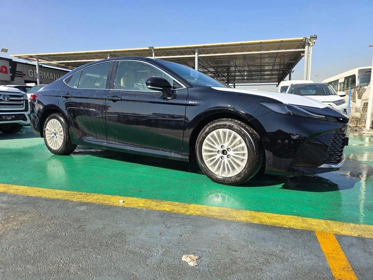 Toyota Camry-1-1
