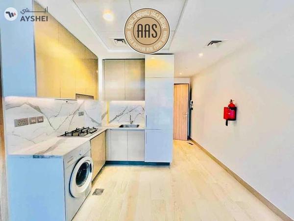 Amazing 1 B/R •• chiller free •• vacant unit •• spacious maintained