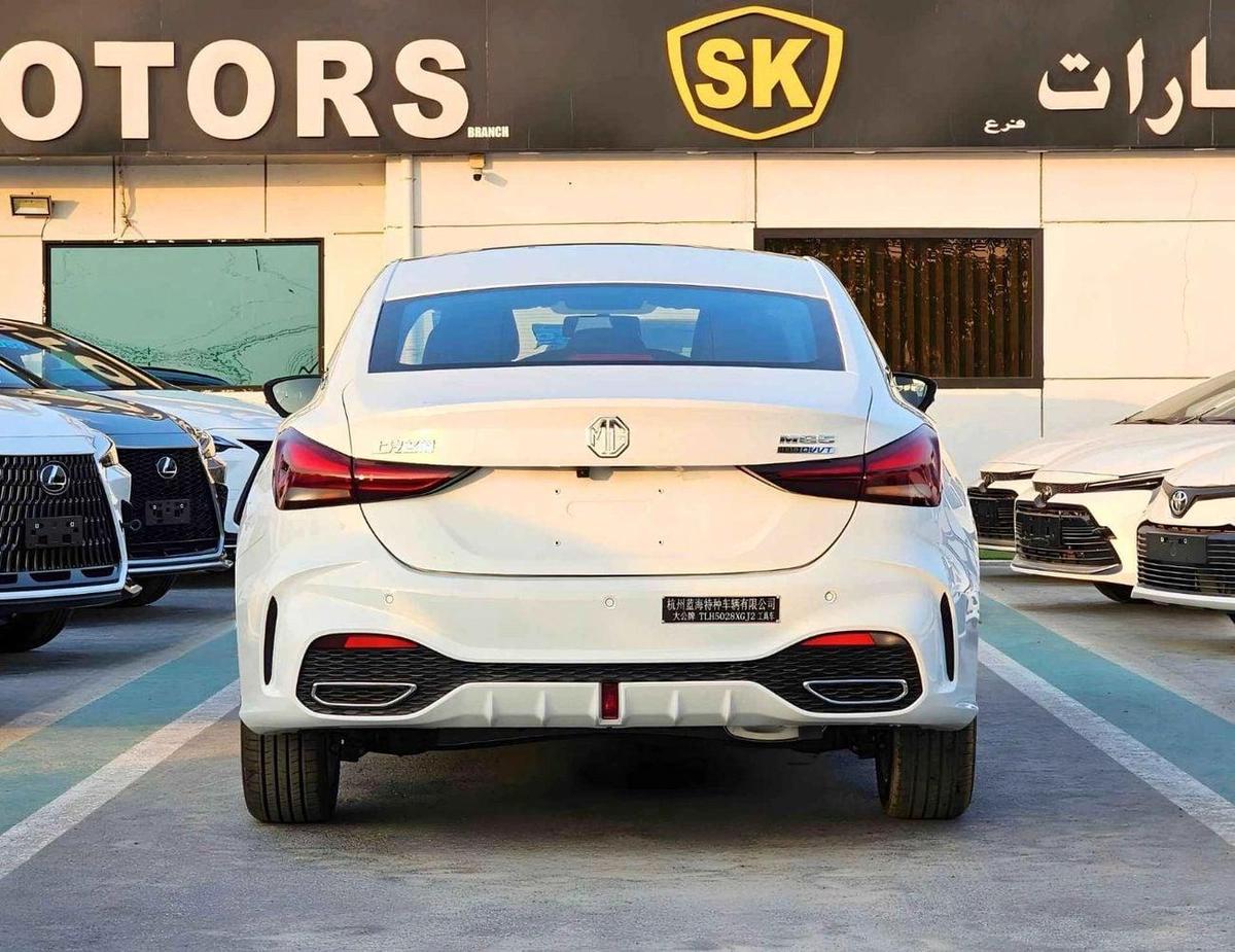 MG 5 180DVVT GLOBAL FIRST EDITION / 1.5L PETROL / SUNROOF / LEATHER SEATS / FRONT & REAR CAMERA / CODE#MG-4-4