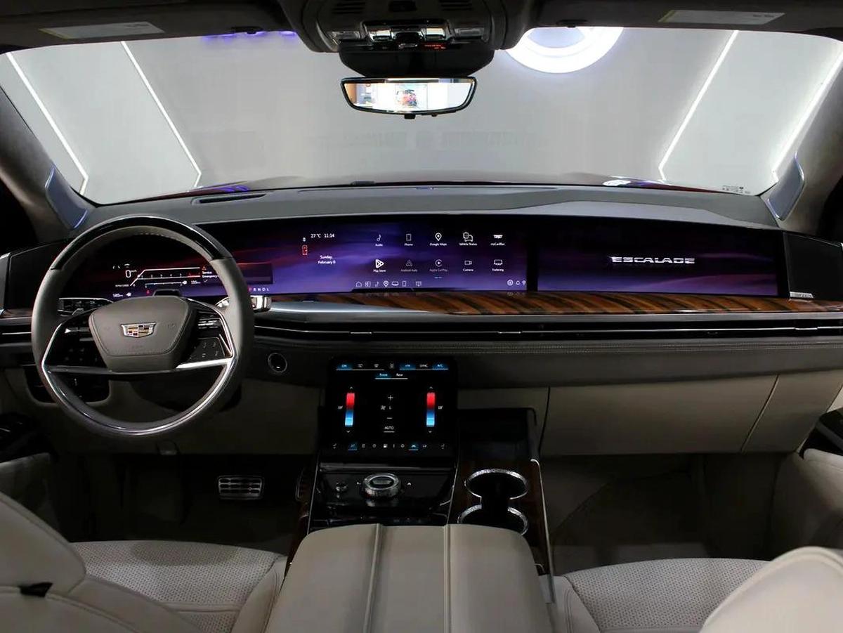 2026 - Cadillac Escalade Sport Platinum V8-16-16