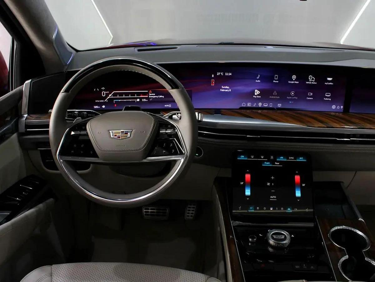 2026 - Cadillac Escalade Sport Platinum V8-1-1