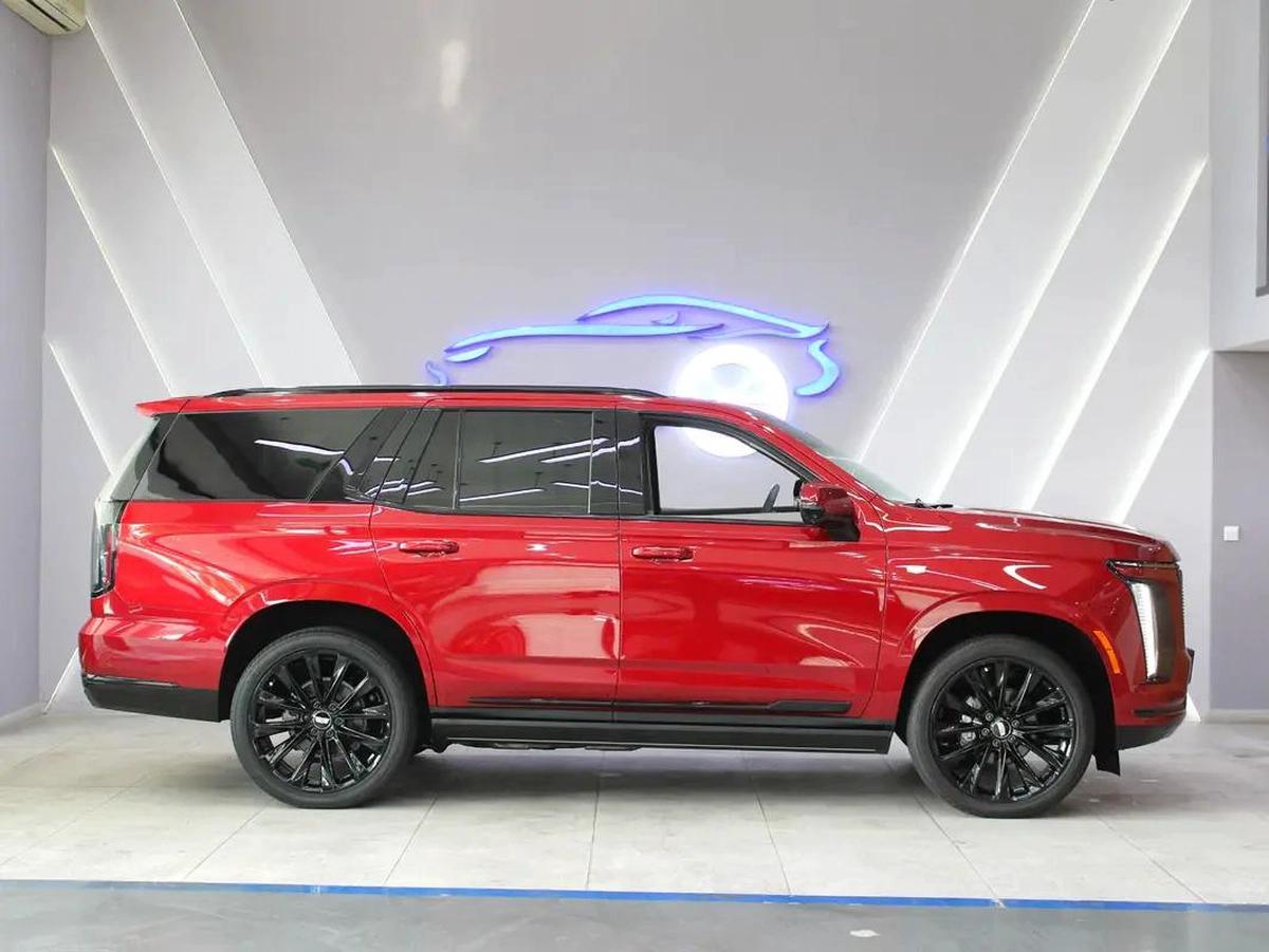 2026 - Cadillac Escalade Sport Platinum V8-19-19