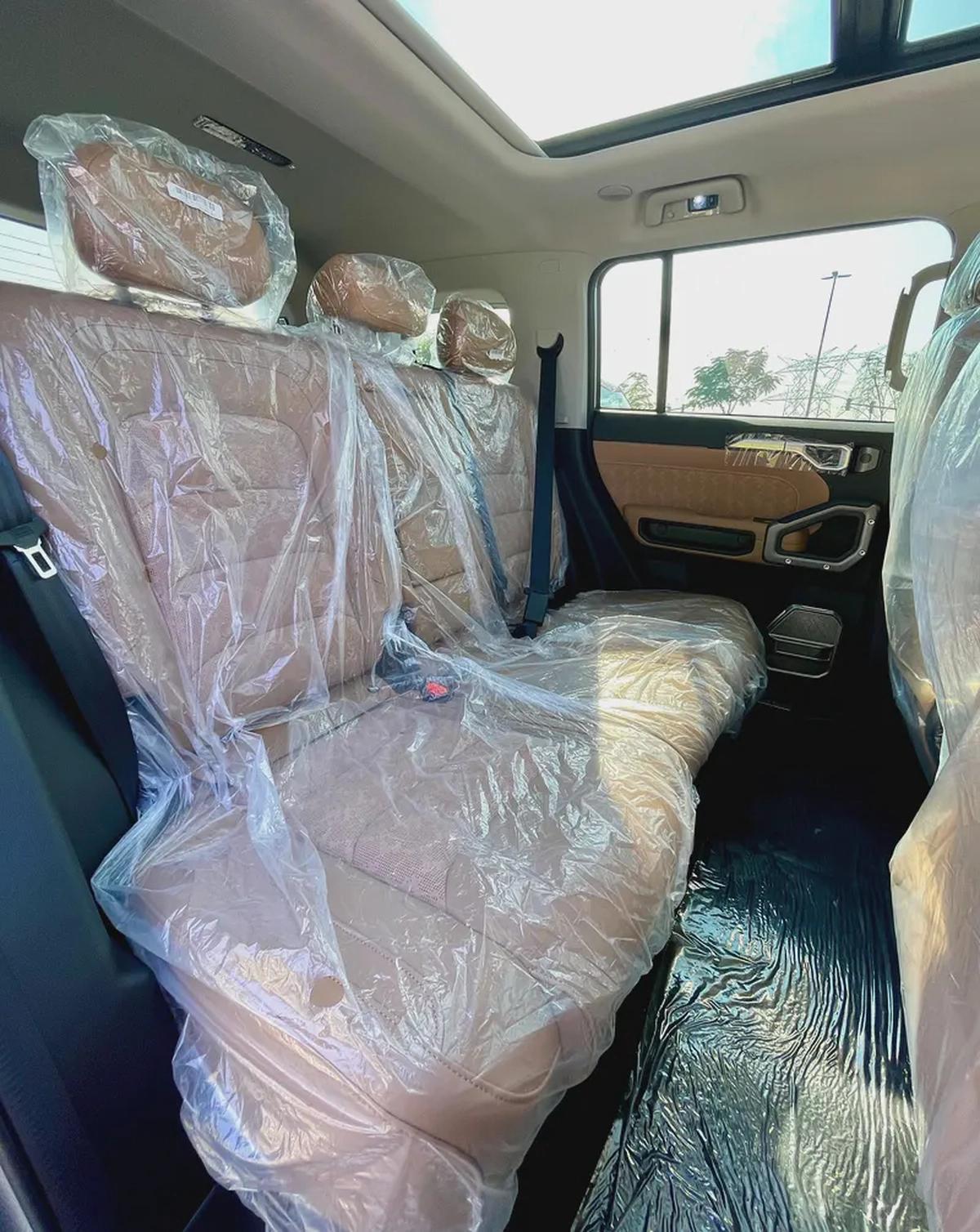 2025 Jetour Long wheel Base-12-12