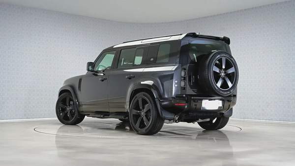 Special Offer | AED 5,014 PM | High Option, Warranty 2028 | 110 P400 HSE Widetrack