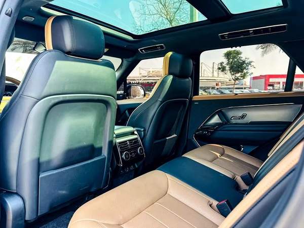 LAND ROVER SPORT DYNAMIC SE 2024 GCC (14,900KM)